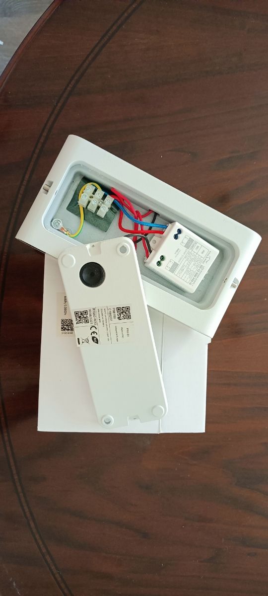 2 focos/ apliques de luz led nuevos