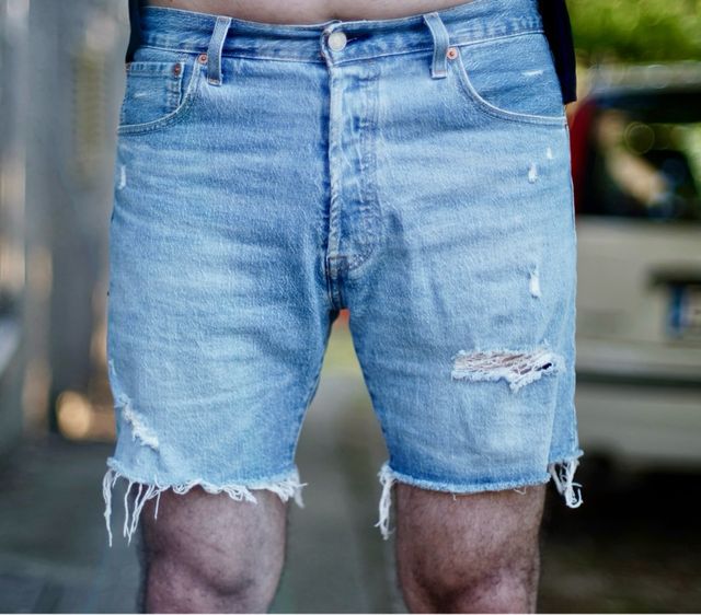 Pantaloni corti Levis jeans 501 93 tg.33