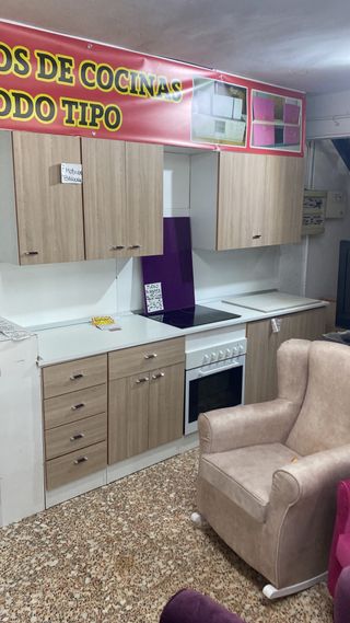 MUEBLES DE COCINA EN L 550€