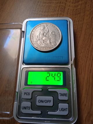 Antigua moneda peruana.