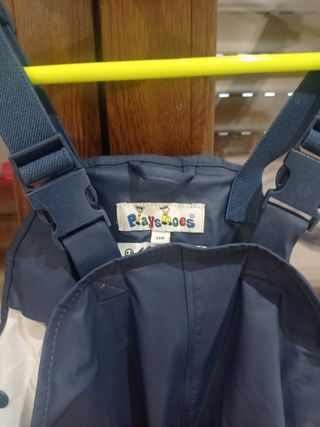Regalo peto de agua azul.