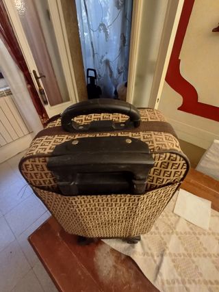 Valigia Fendi