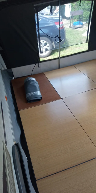 Nuevos: suelo elevado avance Camping de palets pvc