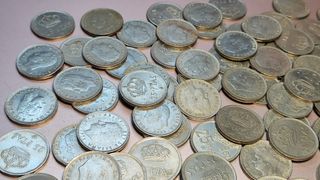 LOTE 127 MONEDAS 25 Pts. Rey Juan Carlos I 