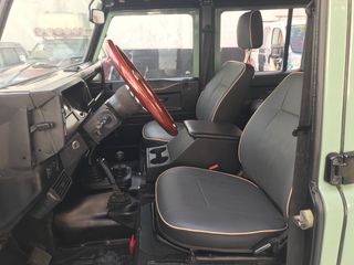 Land Rover Defender 2000