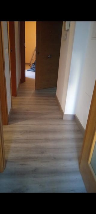 Montador de tarima y vinílicos SPC