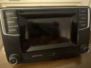 Radio original vw transporter t6 sin código