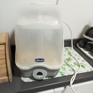Esterilizador biberones marca Chicco