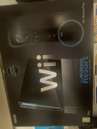 Wii Consola + 5 Juegos + 2 Mandos y 2 Nunchuk