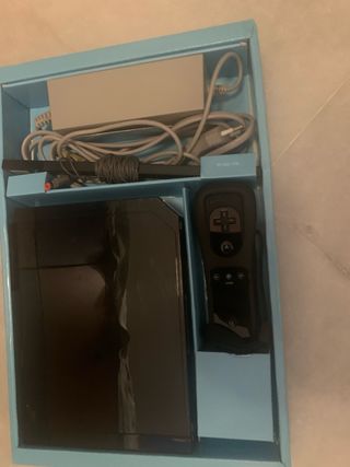 Wii Consola + 5 Juegos + 2 Mandos y 2 Nunchuk