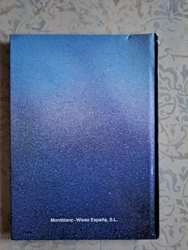 Libro para coleccionistas de plumas