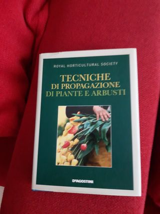 Libro giardinaggio