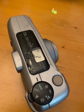 Camara Fujifilm DL-320 zoom