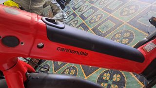 Bicicleta Cannondale Adventure Neo semin