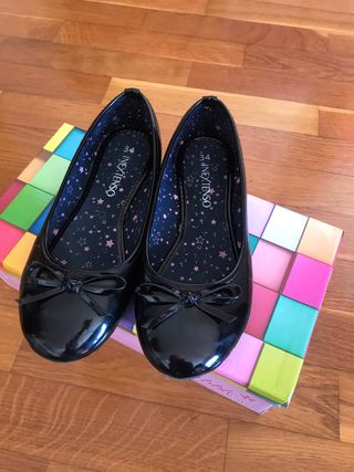 Sabrinitas negro charol