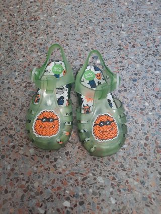 Cangrejeras niño número.24