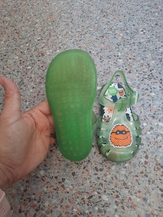 Cangrejeras niño número.24