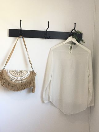 BLUSA BLANCA ESTILO BOHO.
