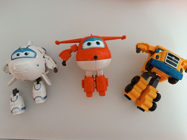 Superwings