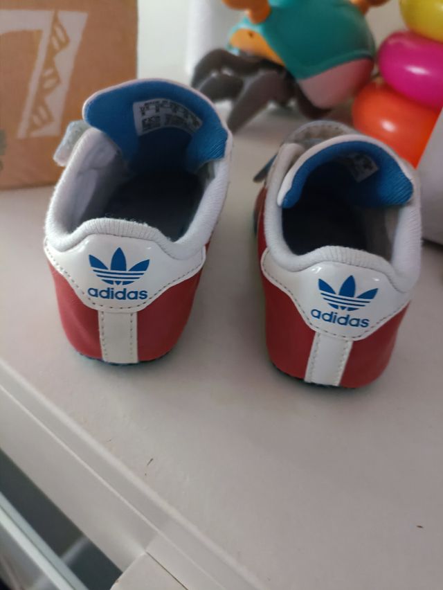 Zapatillas bebe Adidas