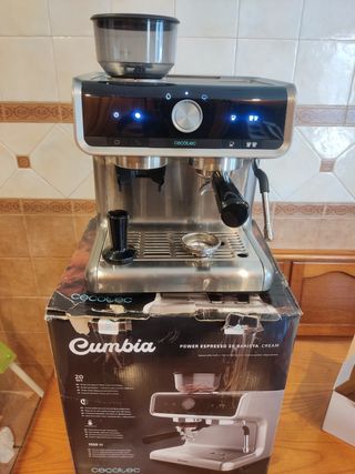 Cafetera express Cecotec