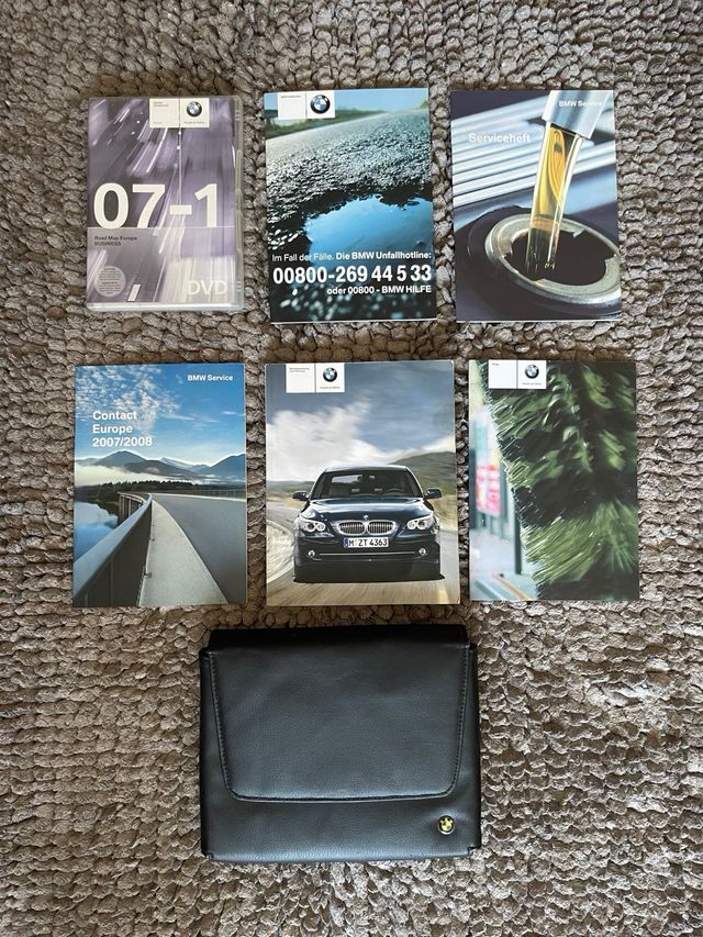 Nueva Bolsa con Libros BMW serie 530 E60 impoluto