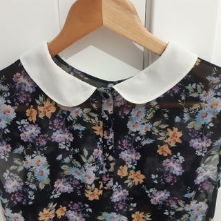 Camisa de gasa negra