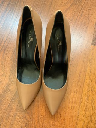 GLORIA ORTIZ de PIEL núm 40