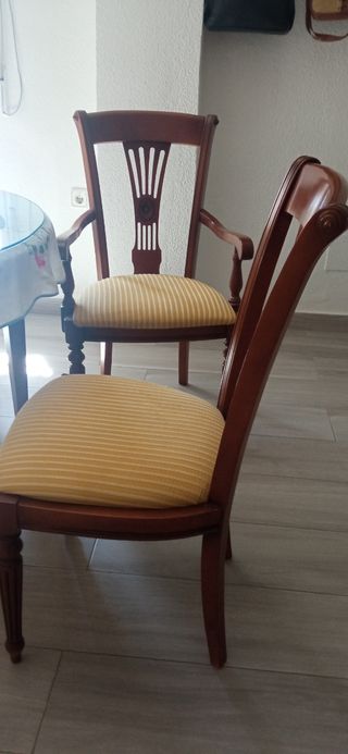 Mesa ovalada y extensible,30 ctm,con cristal,