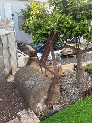 Rulo de piedra antiguo