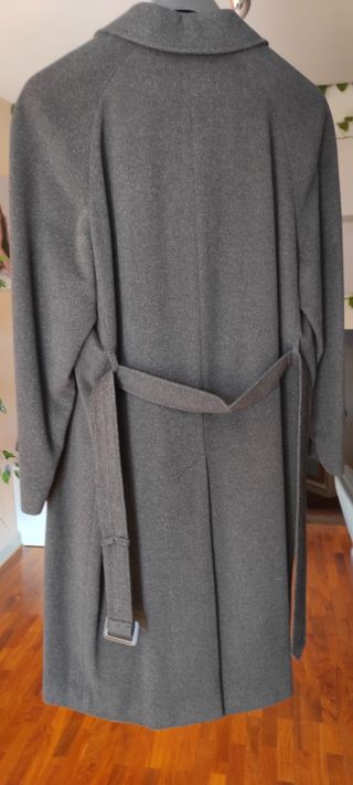 Abrigo de hombre de lana gris marengo oscuro