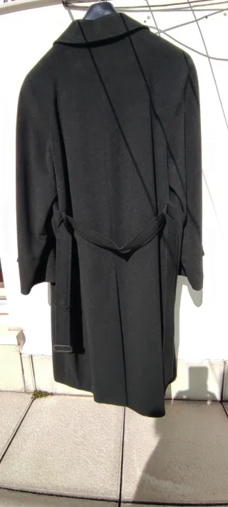 Abrigo de hombre de lana gris marengo oscuro