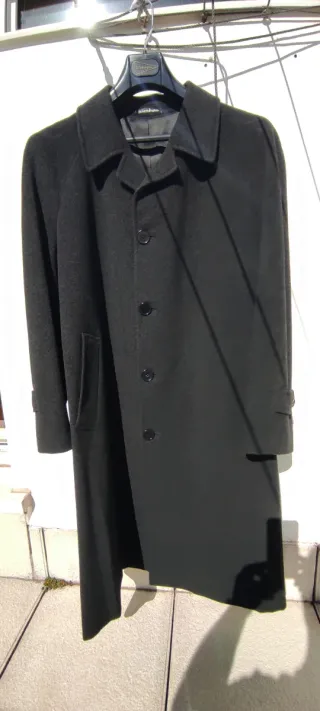 Abrigo de hombre de lana gris marengo oscuro