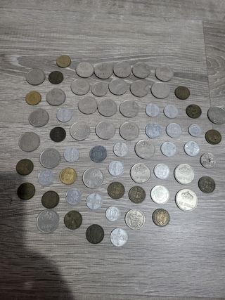 Lote monedas diversas épocas y paises