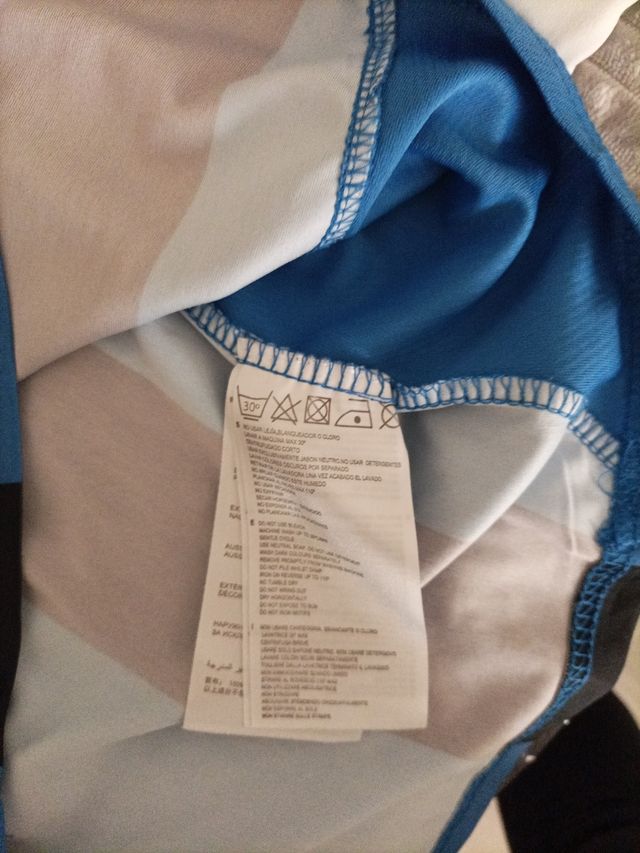 Camiseta deportiva fútbol