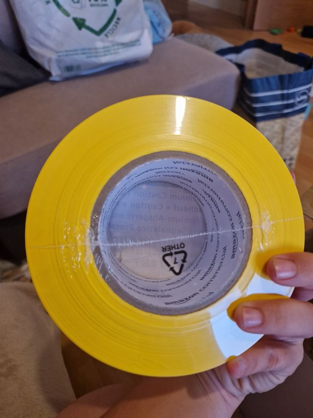 Cinta adhesiva caution