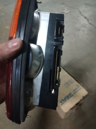 Piloto trasero derecho seat 131 fiat 131