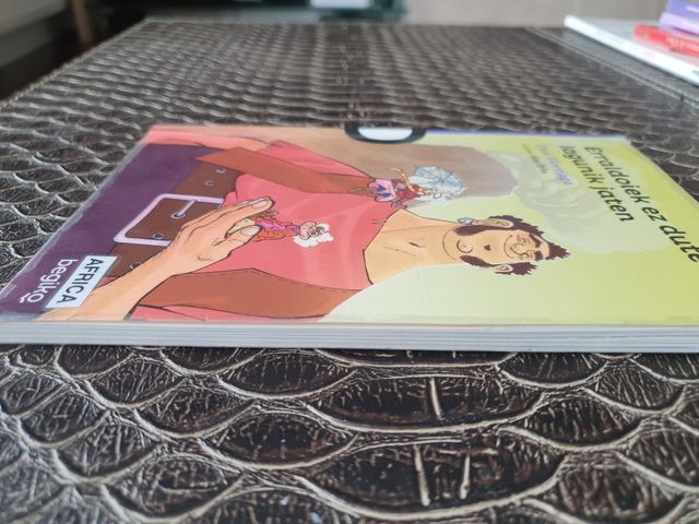 Libro en euskera ERRALDOIEK EZ DUTE LAGU