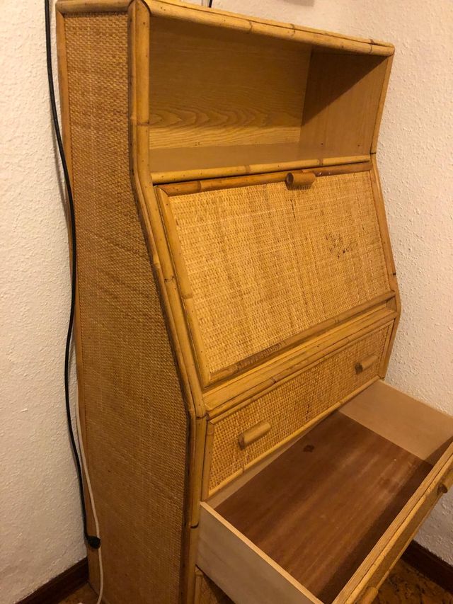 Secreter ratán, cajonera, escritorio abatible