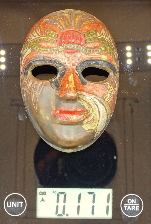 Antigua máscara bronce, vintage