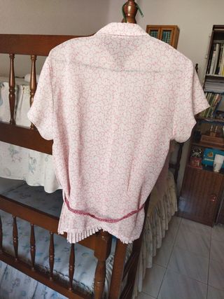 CONJUNTO DE FALDA Y CHAQUETA