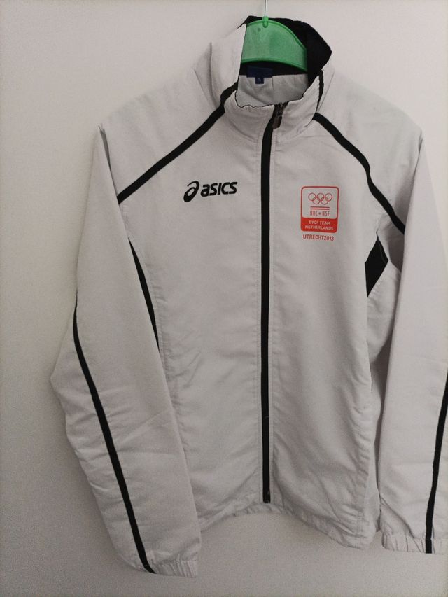 Chaqueta deportiva olimpiadas