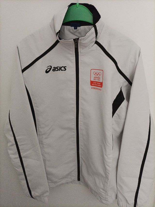 Chaqueta deportiva olimpiadas