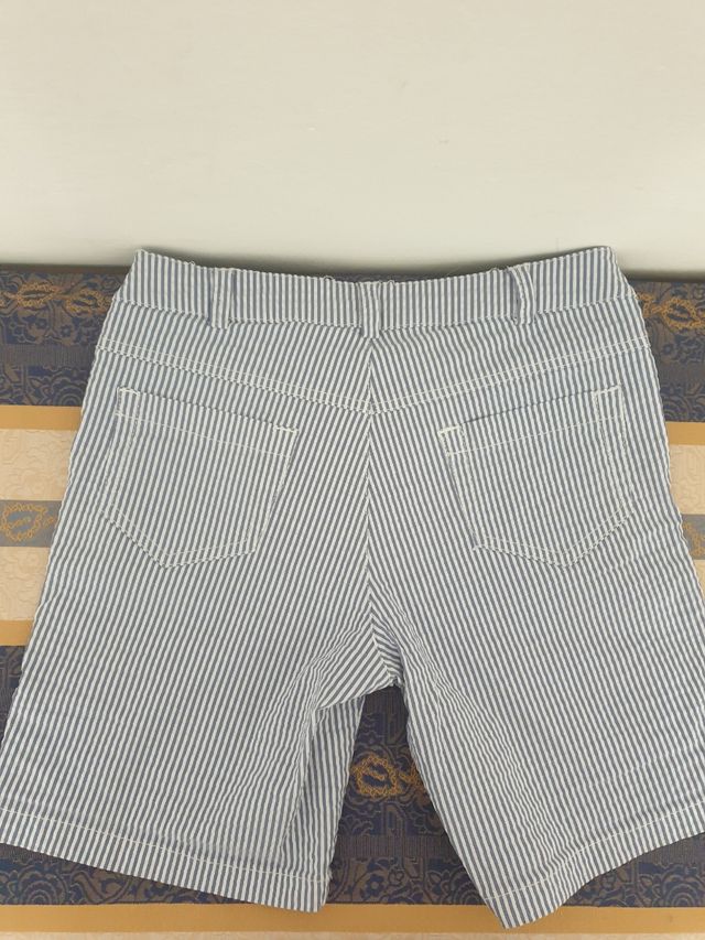 Pantaloncini marchio Prani