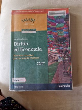 Libri di scuola superiore