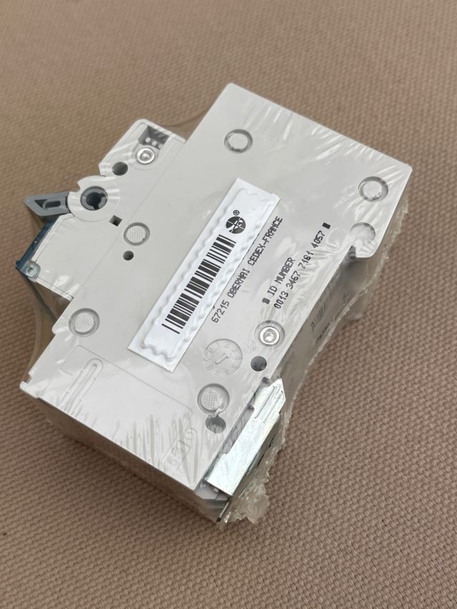 interruptor magnetotermico Hager 2P 16A