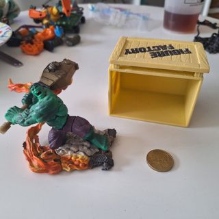 Marvel figure factory hulk