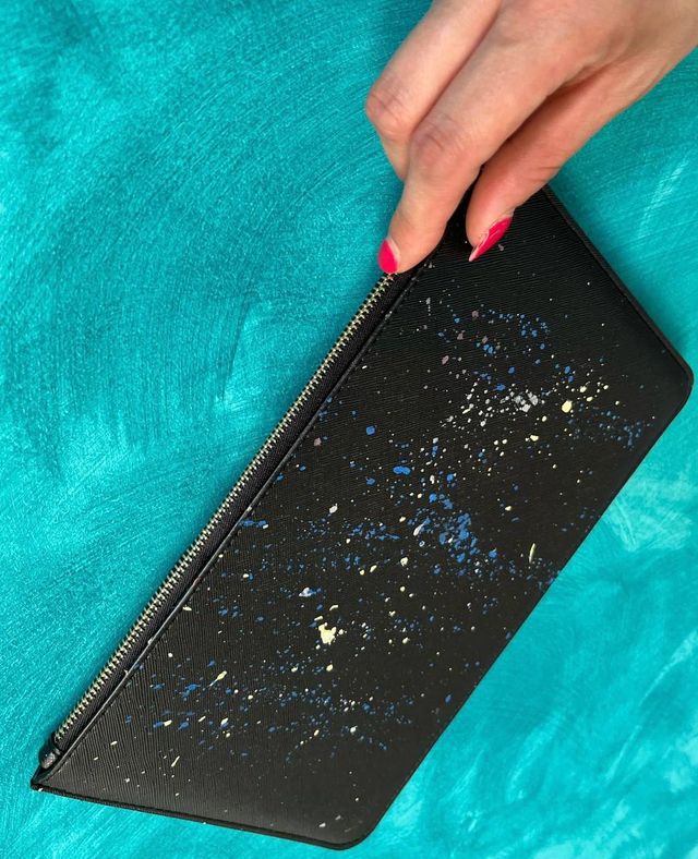 Air Jordan 1 Low OG Travis Scott Canary Pochette