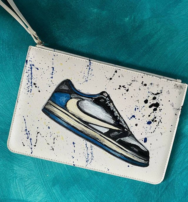 Air Jordan Low OG Fragment x Travis Scott Pochette