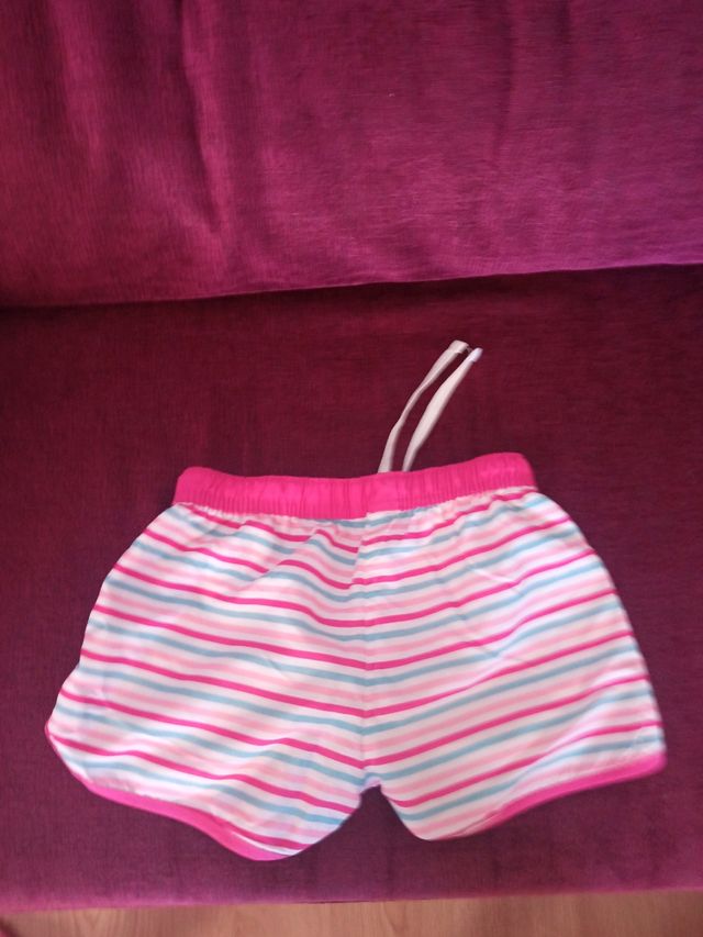 Pantalón de rayas para niña